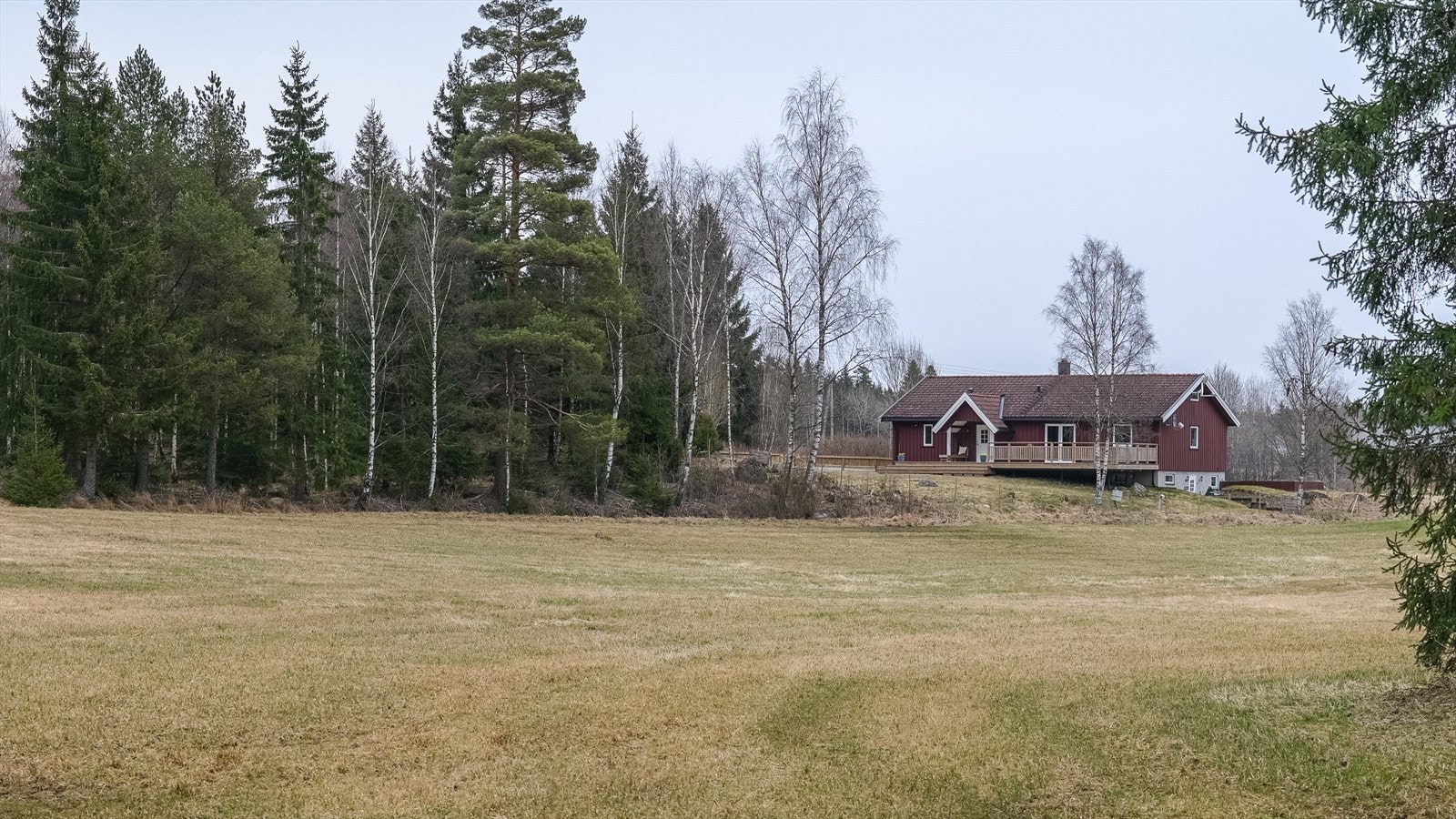Velkommen til Mørkveien 171 - En meget innholdsrik og fin eiendom. Presentert av Anita Heer, Aktiv Mysen og Rakkestad AS.
Foto: FOTOetcetera AS Galleribilde