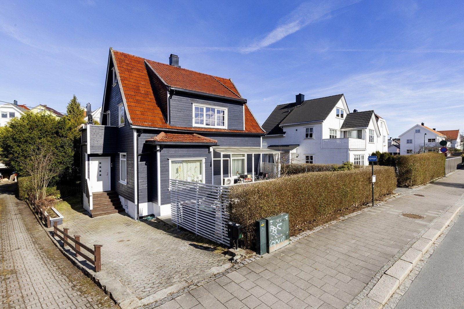 En innholdsrik del av en tomannsbolig med en sentral og rolig beliggenhet på Storhaug. Galleribilde