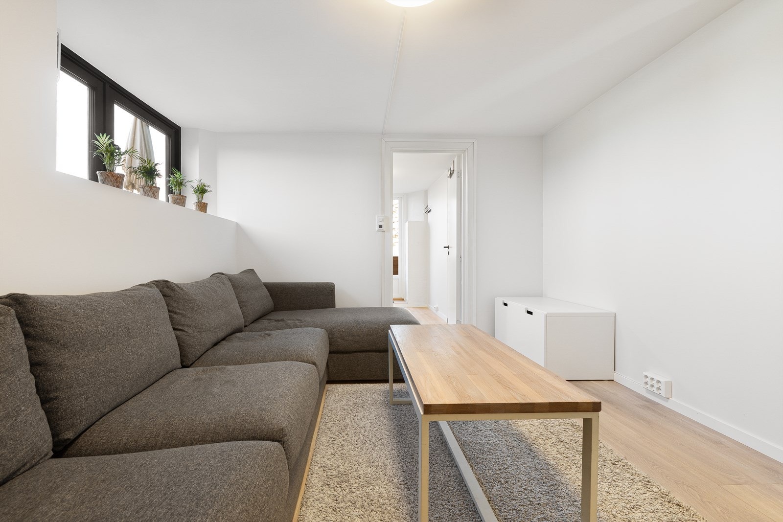 Det er varmekabler i alle gulv i kjelleren Galleribilde