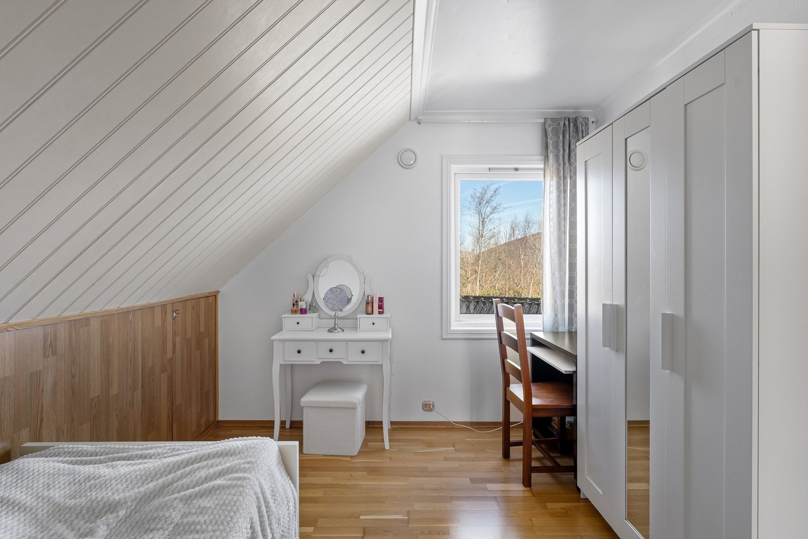 Soverom 2 som også er av god størrelse. Galleribilde