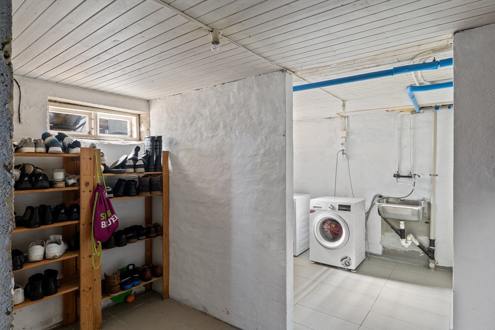 Gode lagringsmuligheter i kjeller. Galleribilde