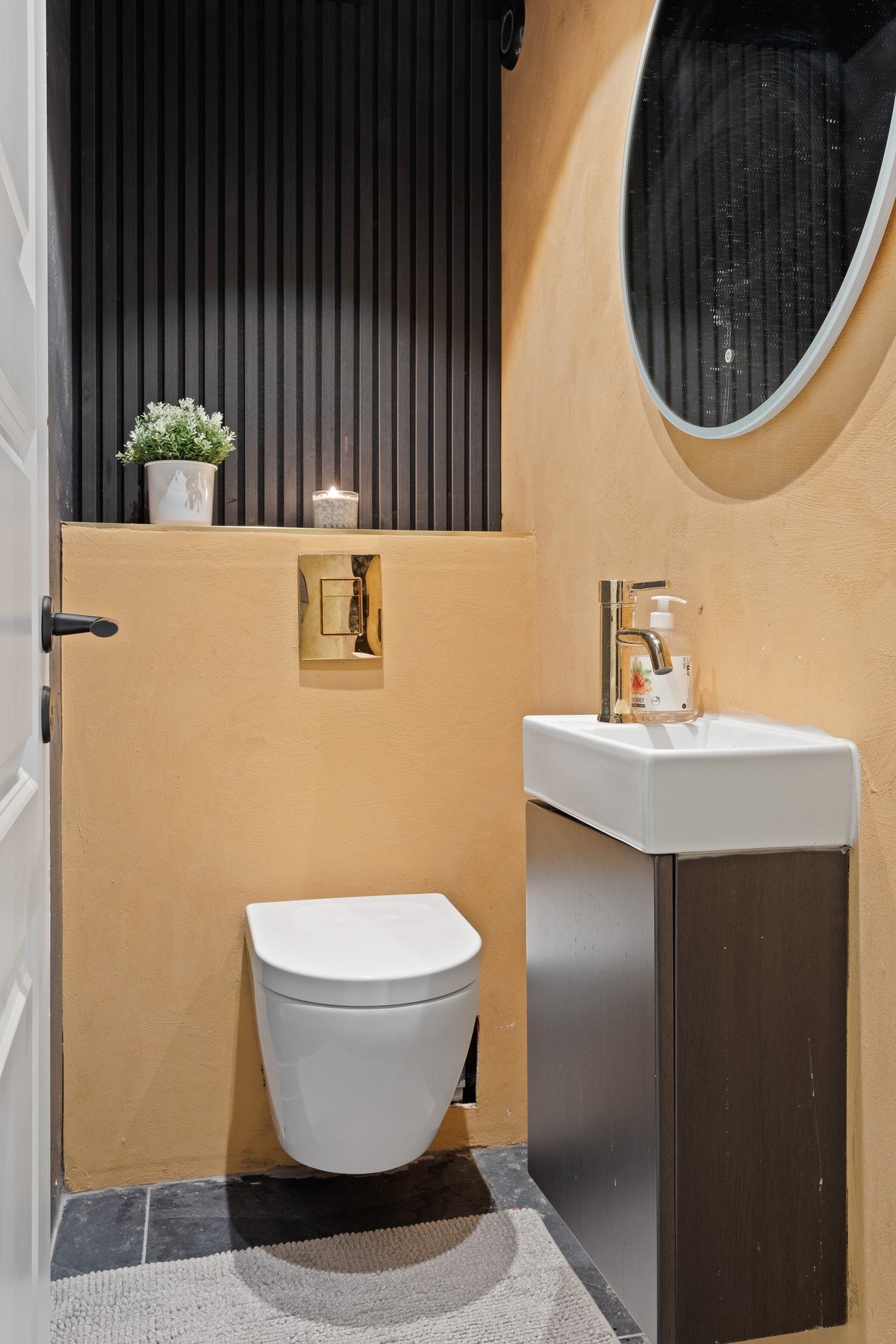 Adskilt wc - oppusset 2024 Galleribilde