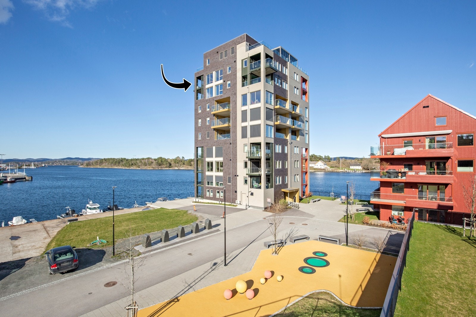 Leiligheten ligger med majestetisk utsikten utover Langesund og sjøen Galleribilde