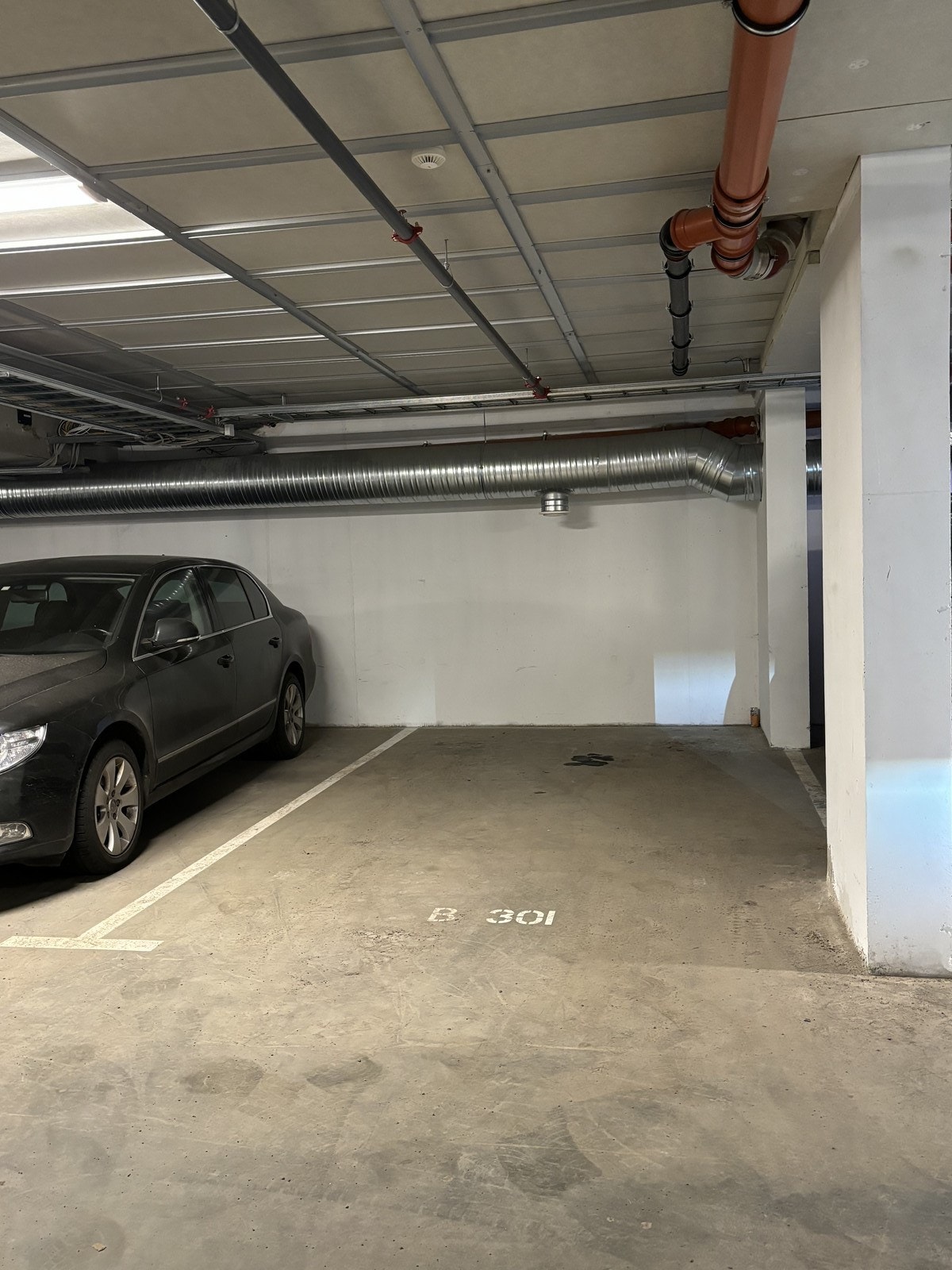 Mulighet for å leie garasjeplass i felles garasjeanlegg i tillegg etter avtale Galleribilde