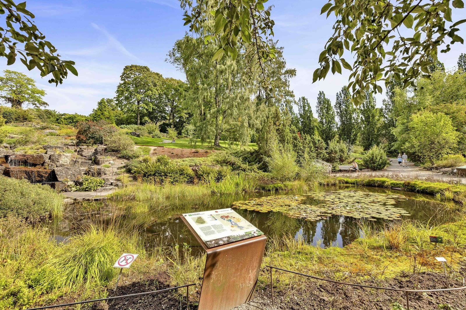 Nærområdet byr på gode rekreasjonsmuligheter med Tøyenparken, og Botanisk hage i umiddelbar nærhet. Galleribilde