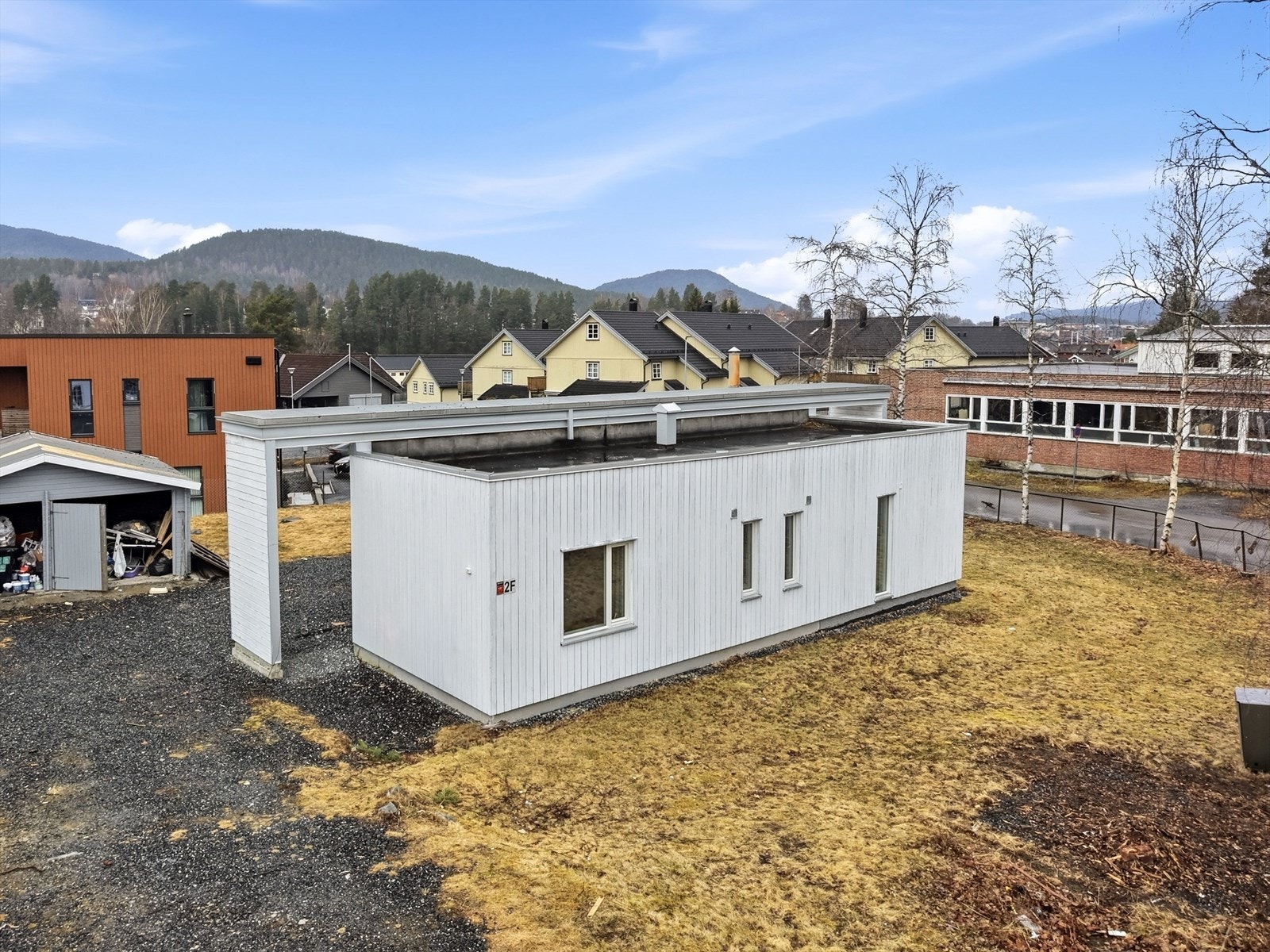 Tislegård er et veletablert og populært boligområde som passer godt for både unge og etablerte familier. Galleribilde