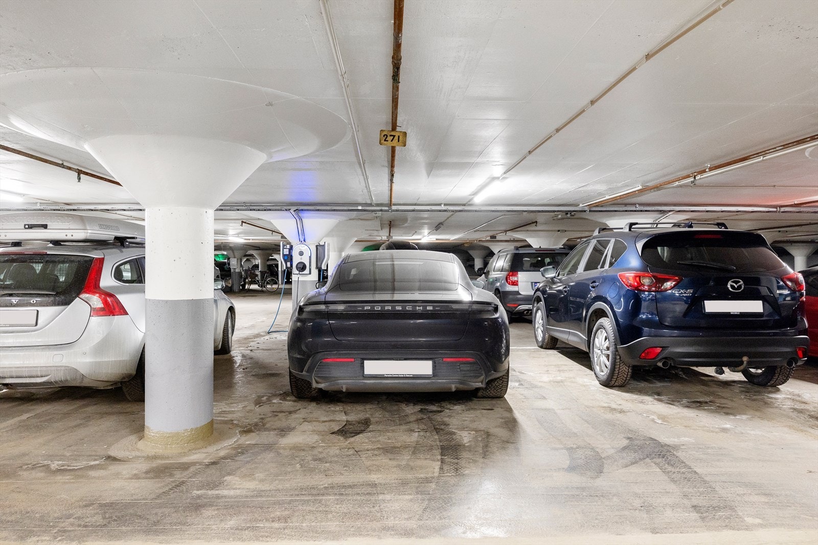 Garasjeplassen er på ca. 15kvm. Foto: Junaid v/ Diakrit Galleribilde