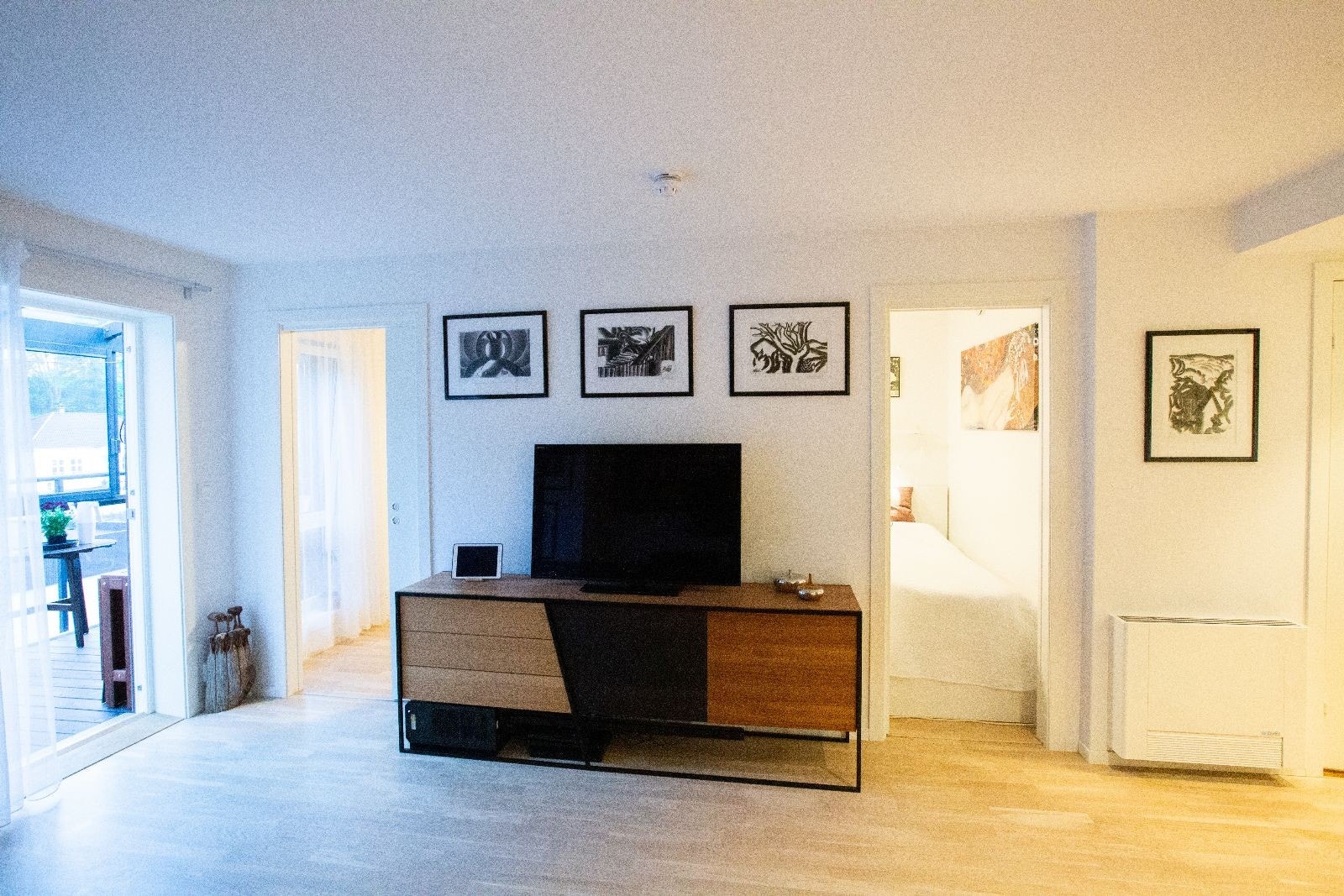 Stuen er umøblert. Galleribilde