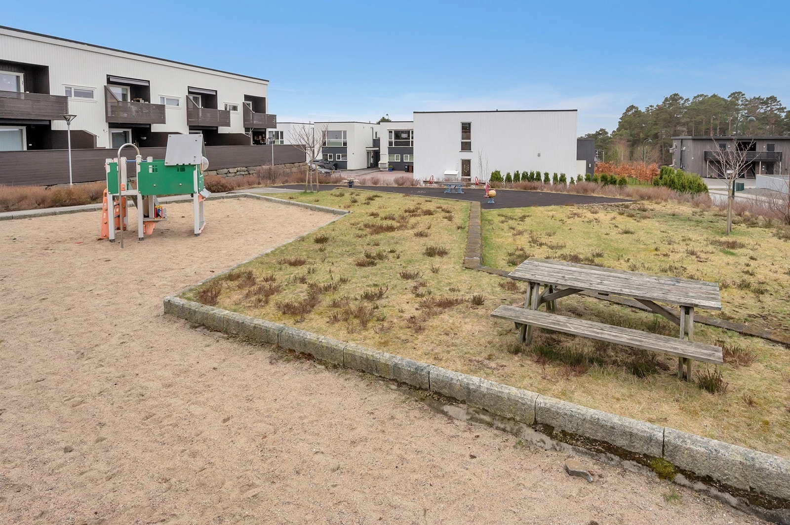 Lekeplass like ved Galleribilde