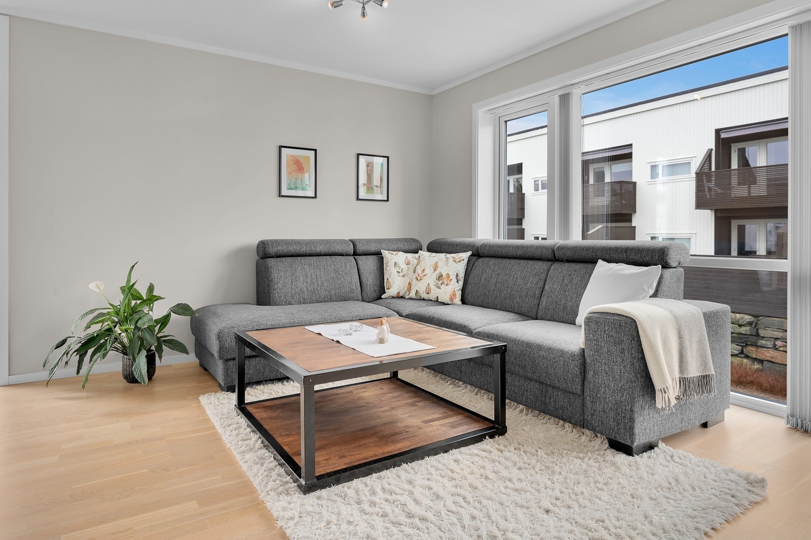 Store vinduer i stuen Galleribilde