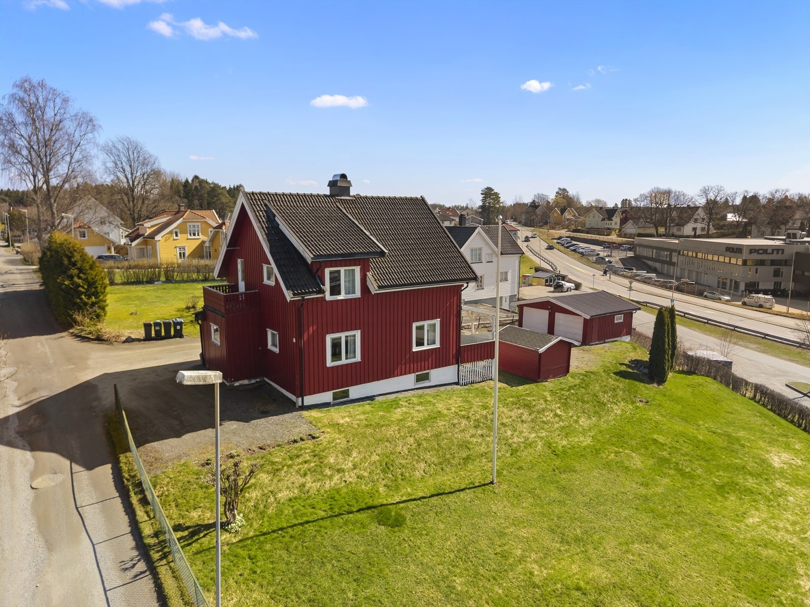 Enebolig med tomt på over 1,1 mål Galleribilde