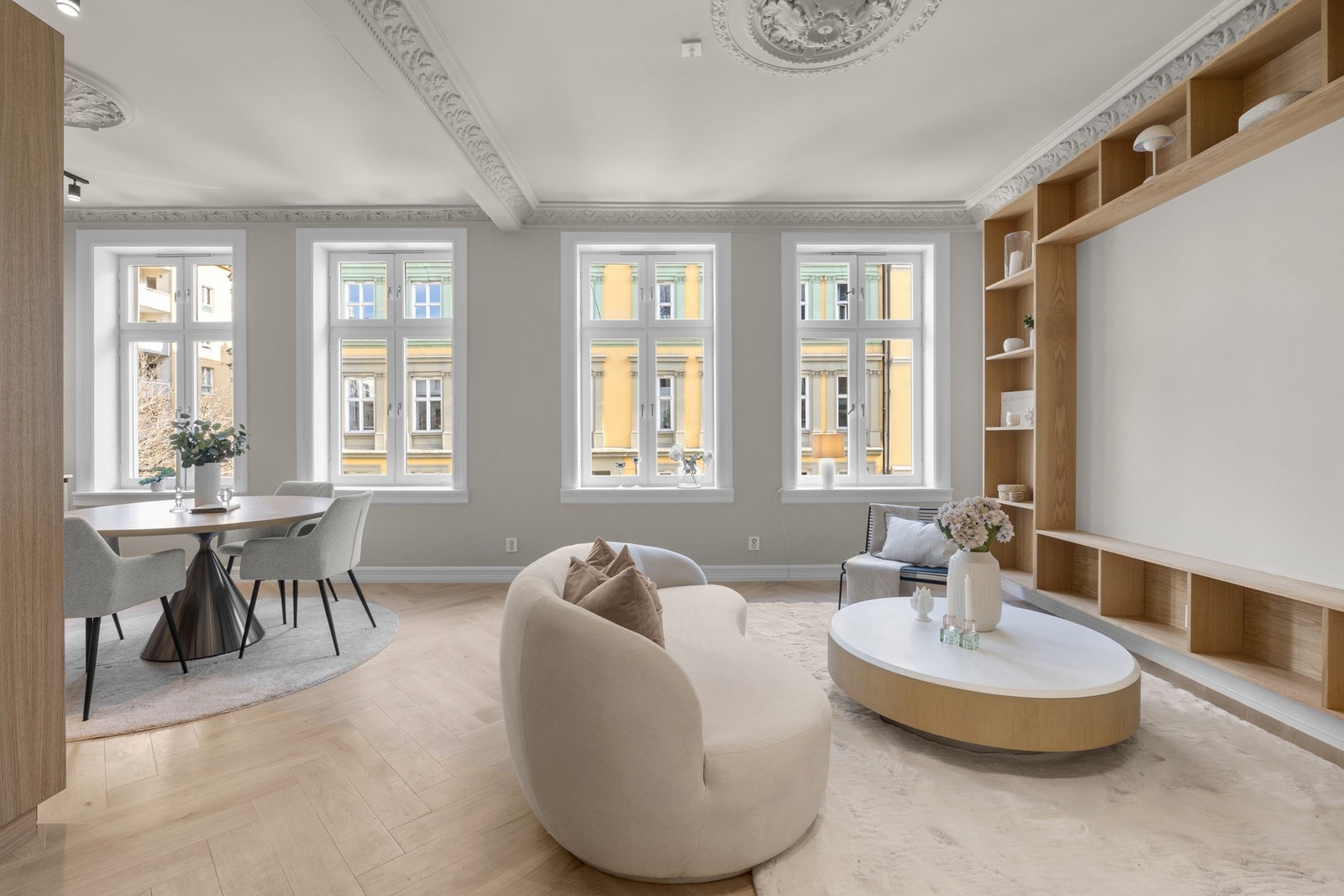 Tiltalende 3-roms beliggende i 3 etasje. Galleribilde