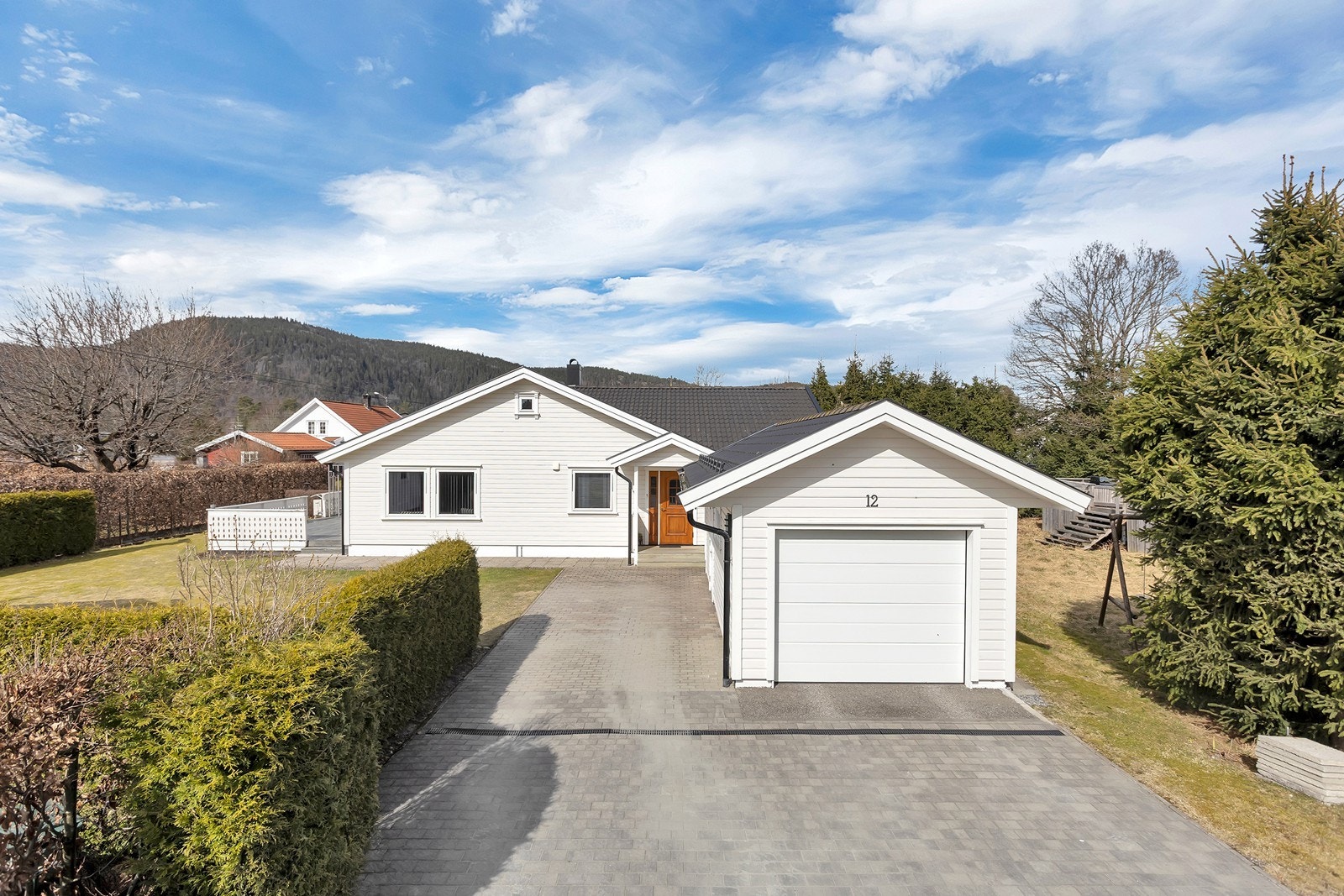 Pent opparbeidet hage Galleribilde