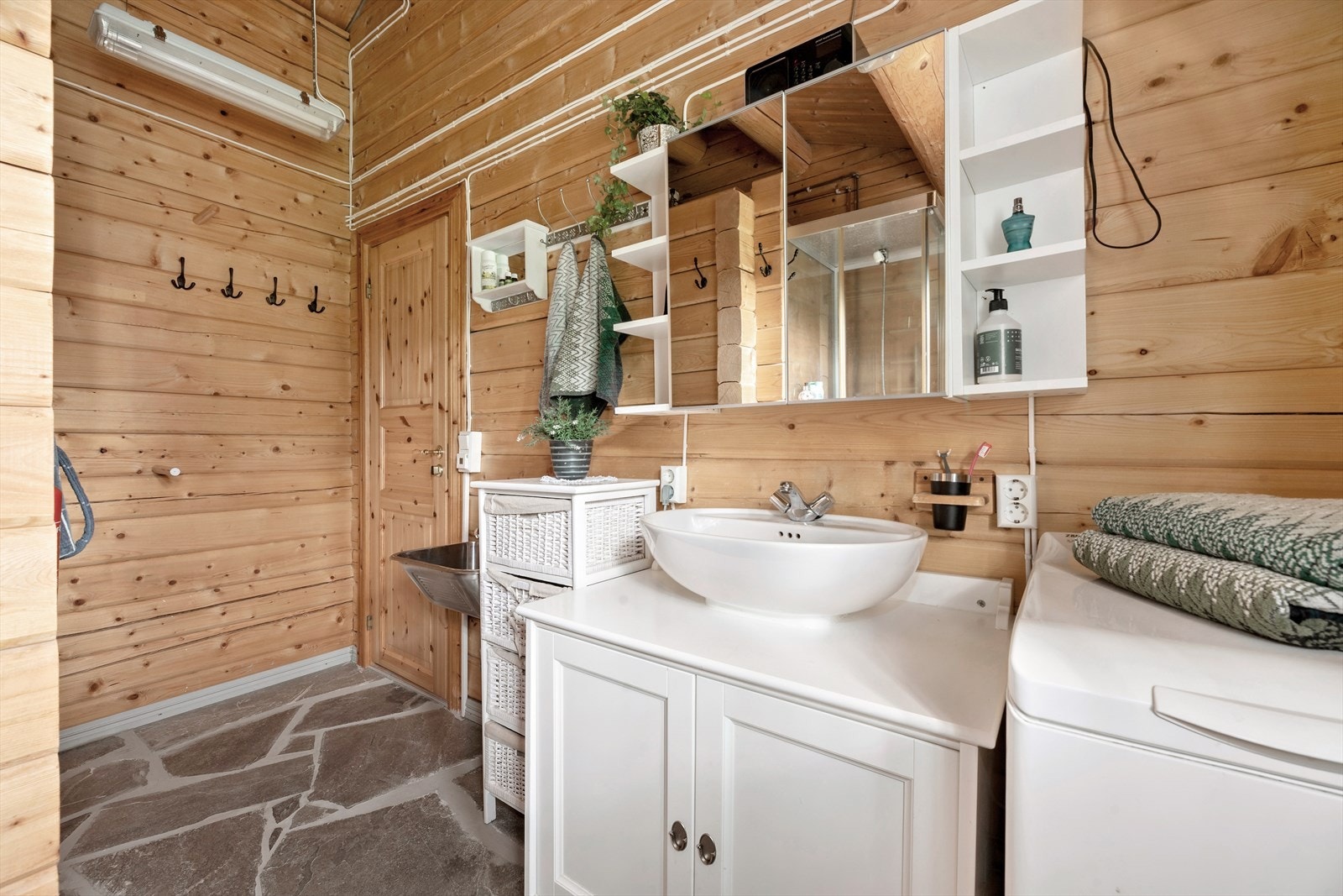 objpict_1206885815185_0.jpg Galleribilde