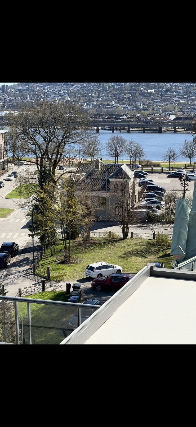 Nydelig utsikt fra takterrassen (selgers bilde) Galleribilde