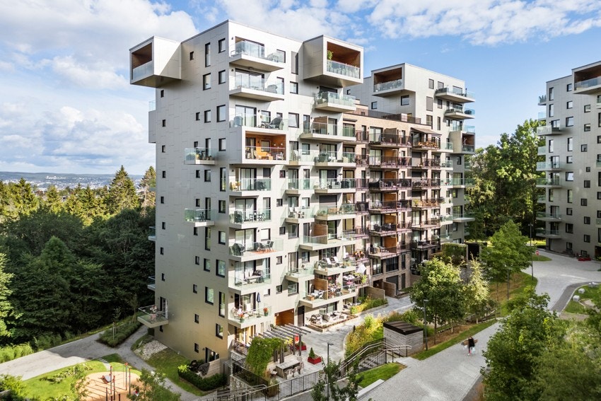 Fasade sommerstid Galleribilde