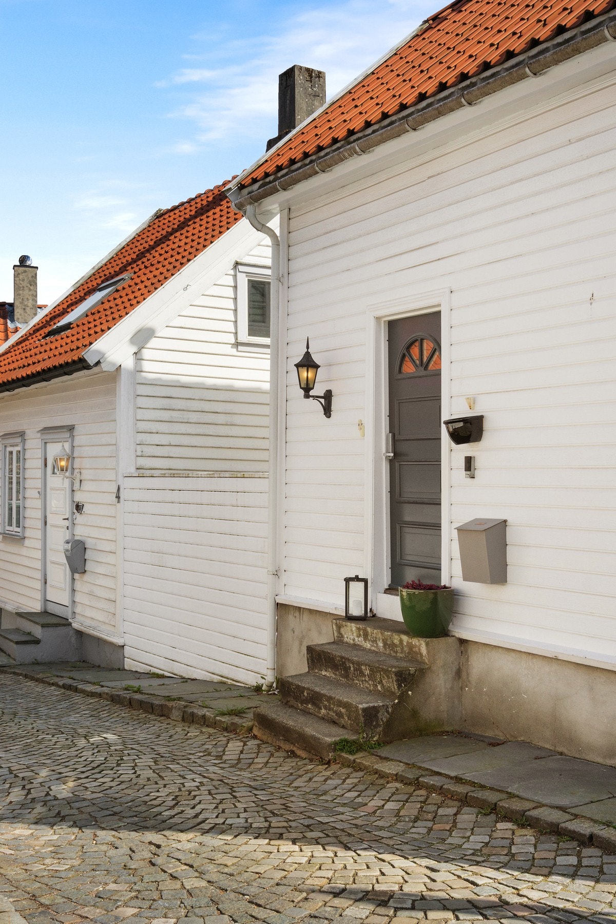 Inngangsparti. Galleribilde