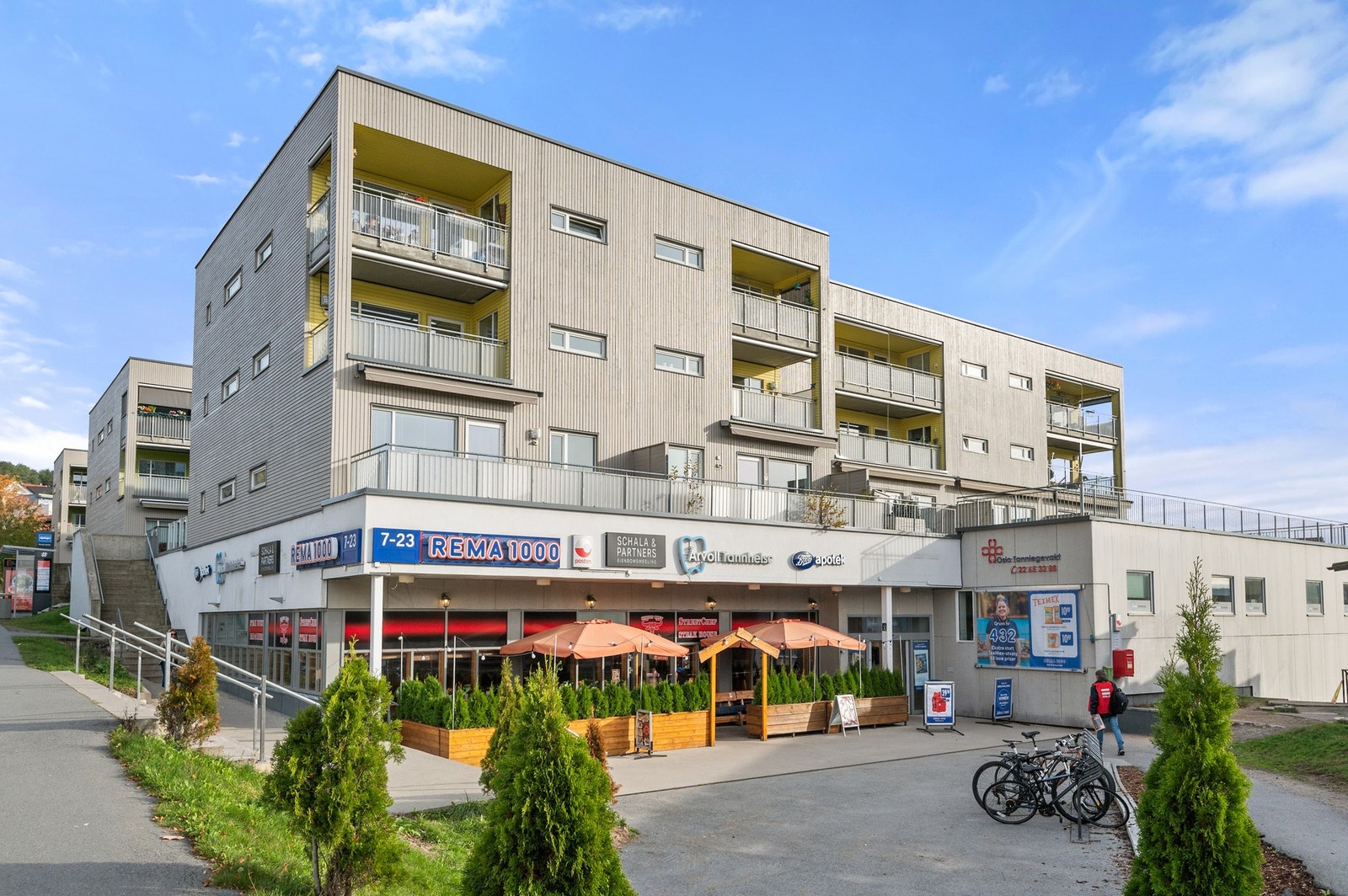 Årvoll torg kan by på ytterligere servicetilbud. Galleribilde