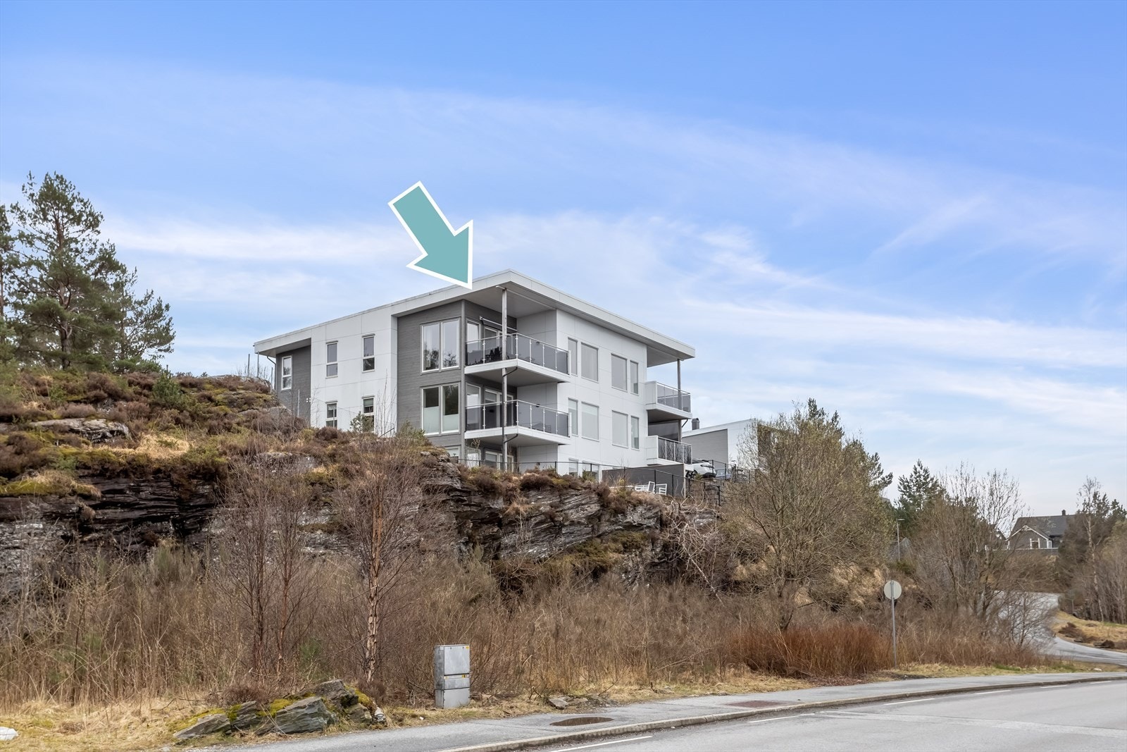 Sentral beliggenhet i et nyetablert boligfelt på Tveit, Askøy. Galleribilde