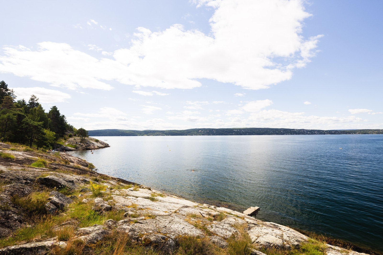 Her finner du også fine turstier langs fjorden. Galleribilde