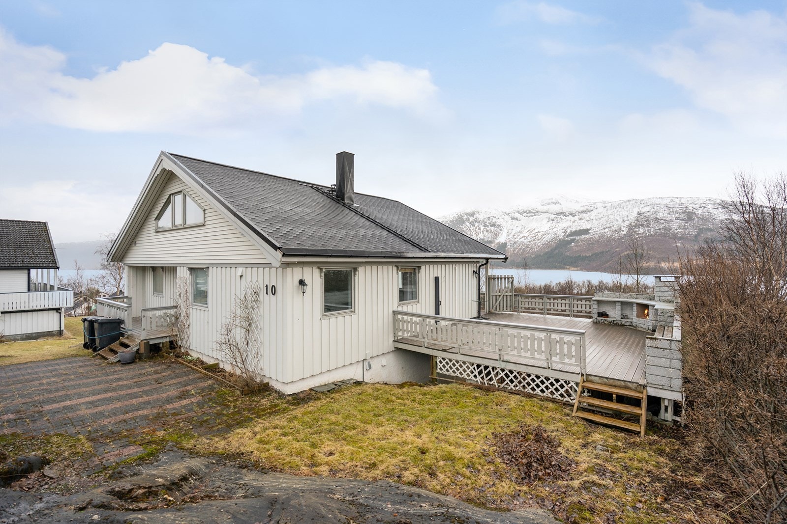 Velkommen til Bjørnhaugen 10! Foto: Hanna Linnea Kristensen Galleribilde