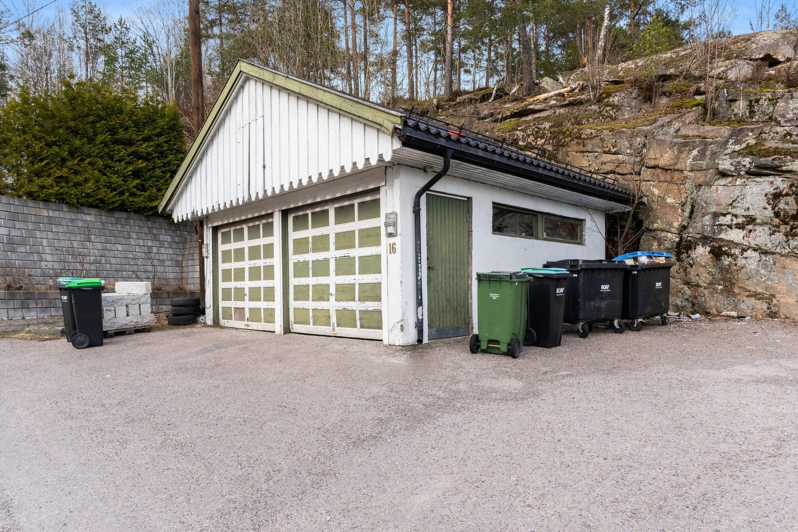 Garasje. Galleribilde