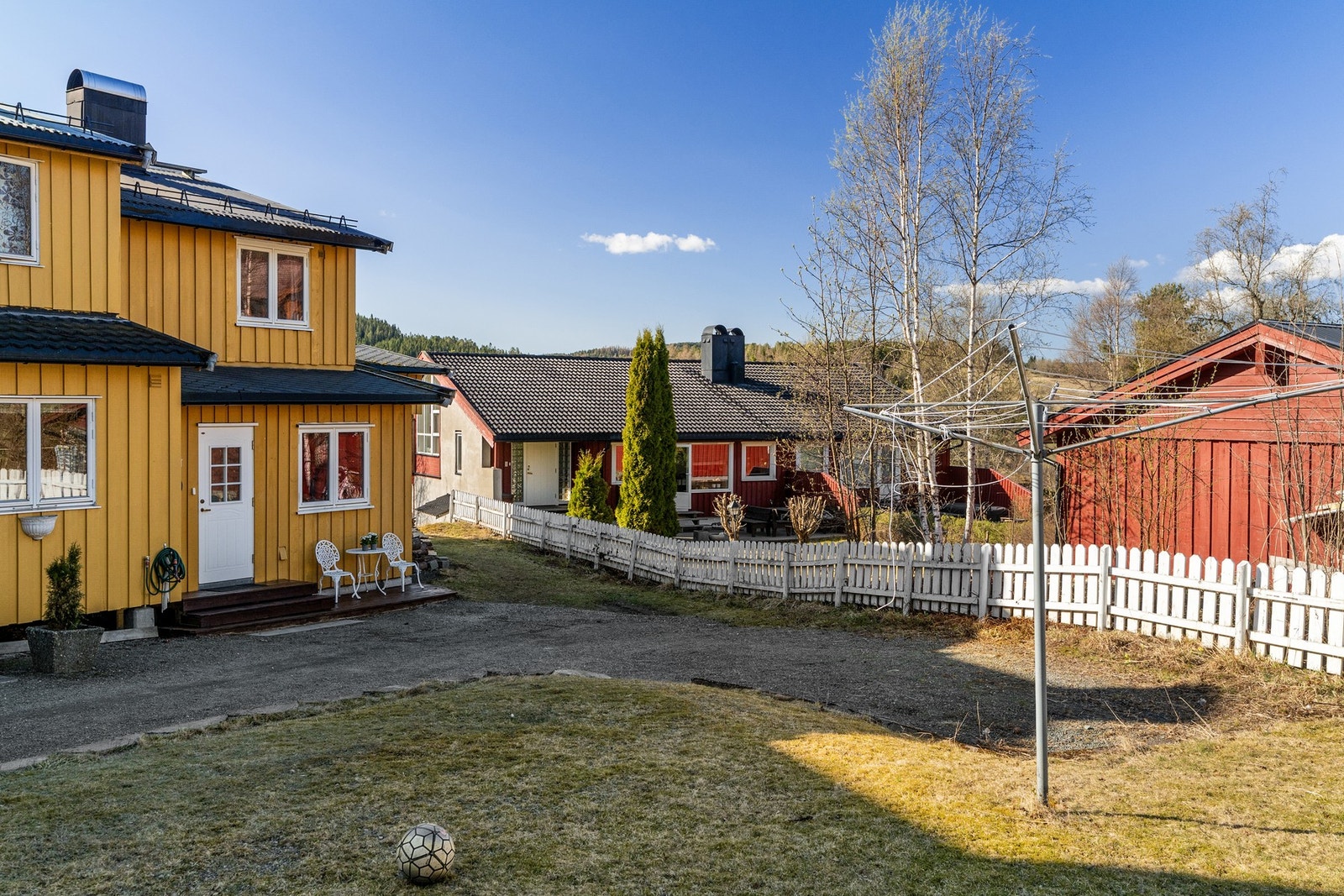 Inngangsparti. Galleribilde