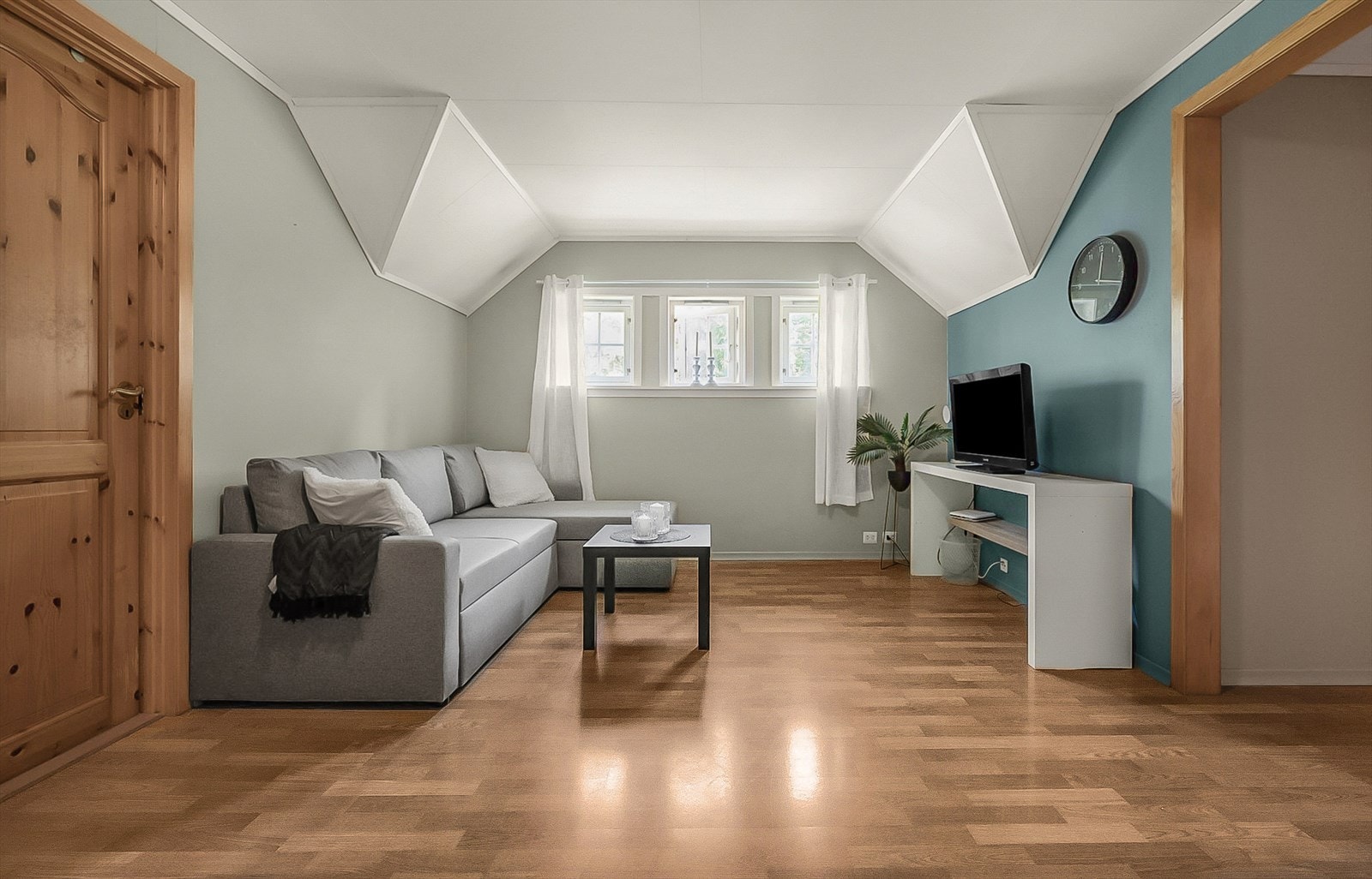 I 3. etasje er det hyggelig loftstue. Galleribilde