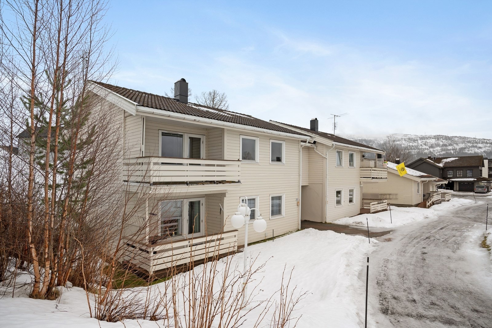Leiligheten ligger fint til i 2. etasje, med trappefri adkomst. Galleribilde