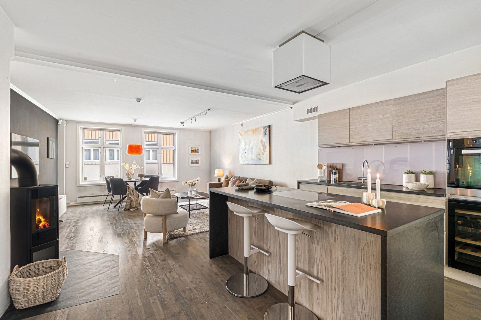 EiendomsMegler 1 ved Markus Tangvik har gleden av å presentere en stor og delikat 3-roms leilighet i Nygata 12. Foto: Jens Martin Nervik, Krokstad & Nervik AS. Galleribilde