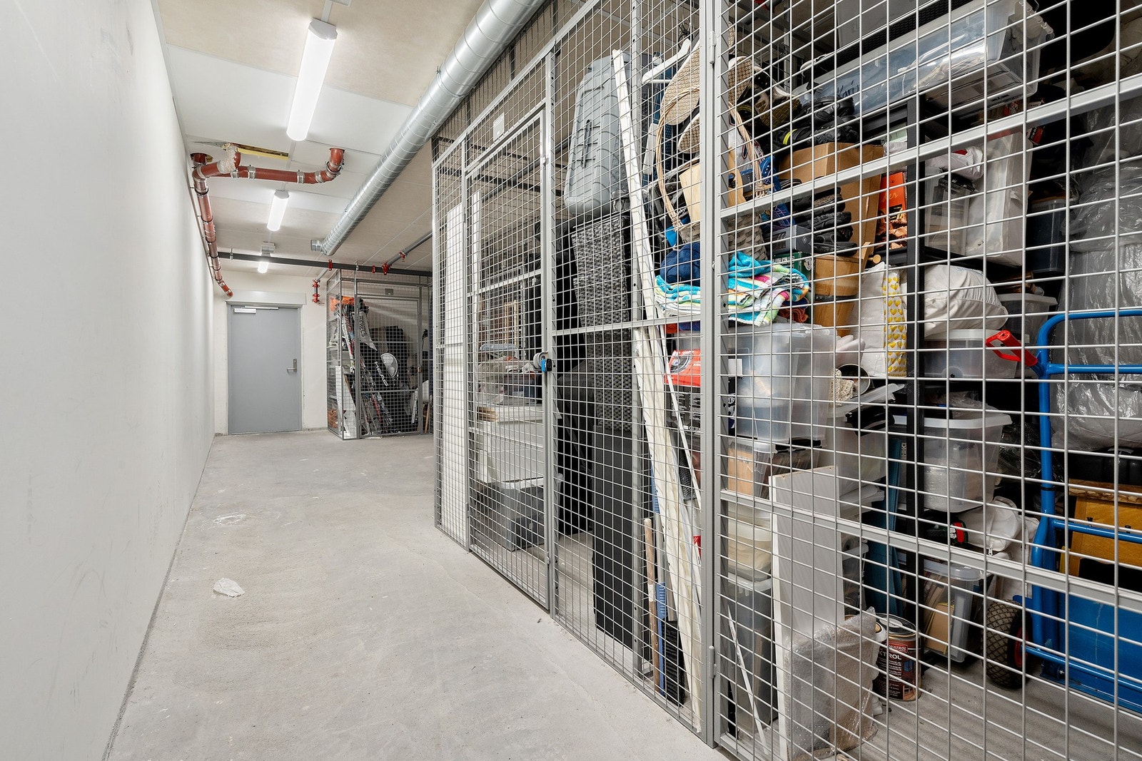 Ekstern bod på ca. 5 kvm i garasjekjeller Galleribilde