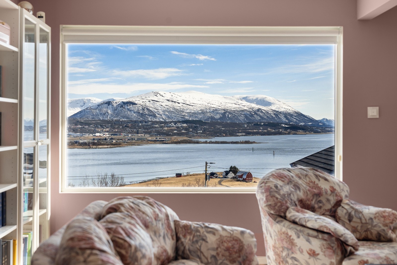 Magisk utsikt fra stuevinduene.