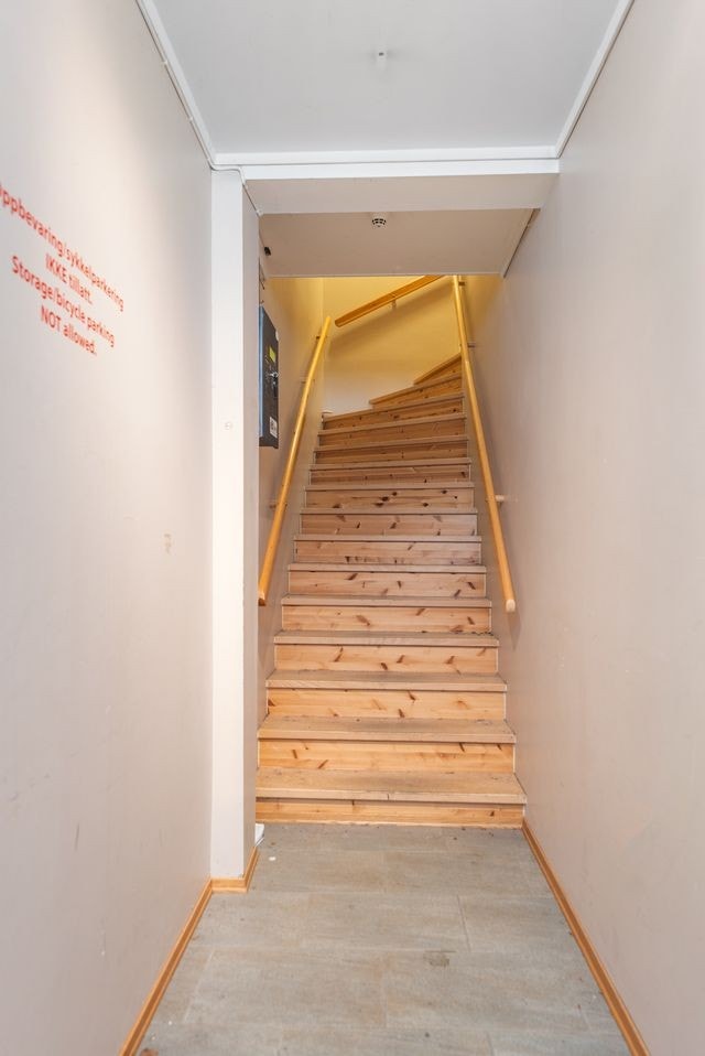 Trappeoppgang til leiigheten Galleribilde