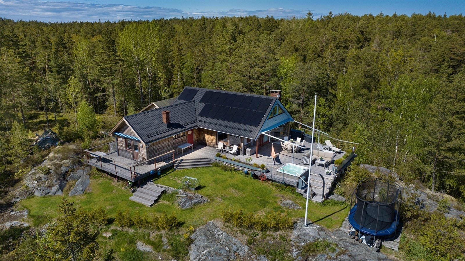 Velkommen til Skudvikveien 33! Foto: Kay Myrstrand // Fokus Foto Galleribilde
