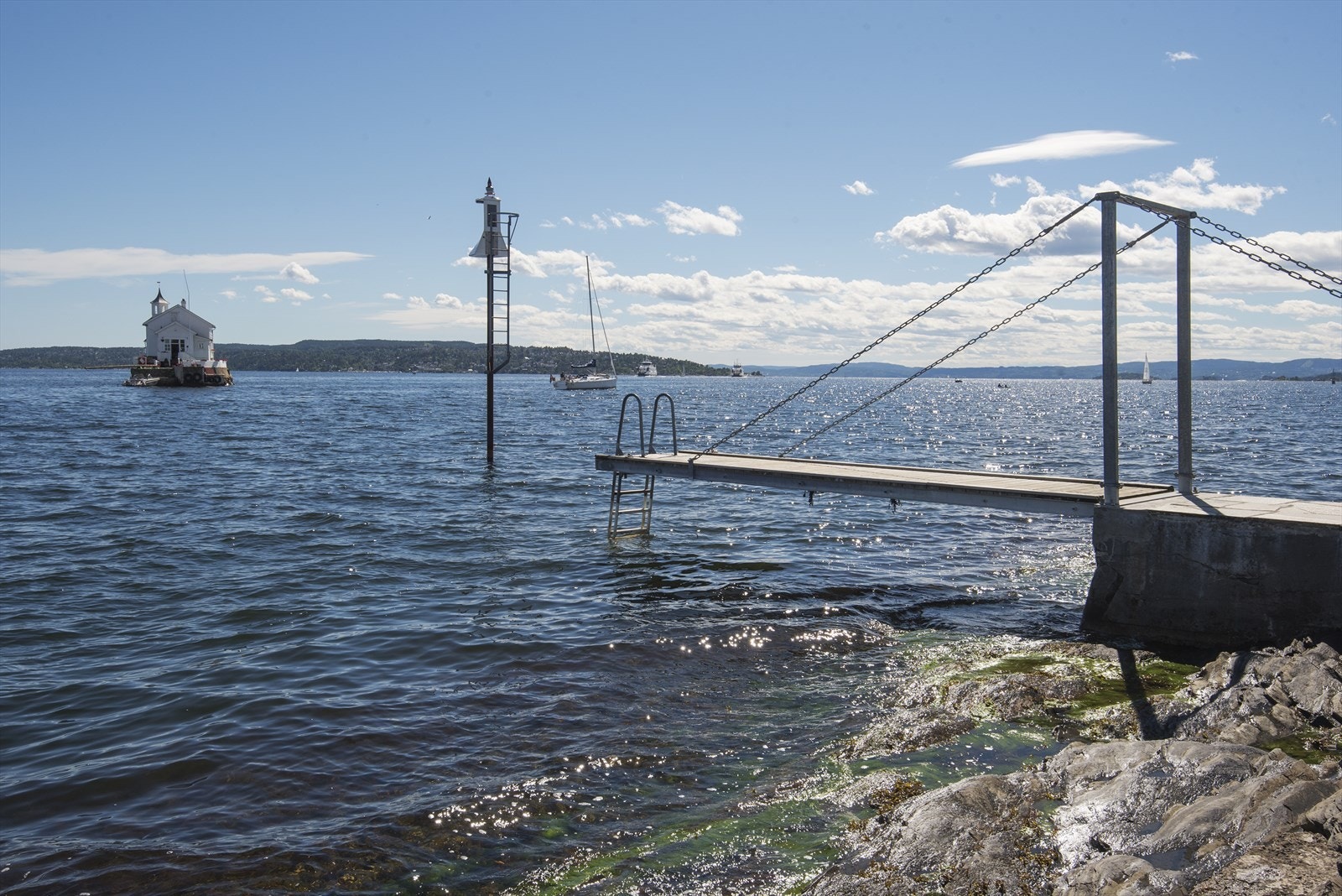 Velkommen til Bygdøylund - egen båtbrygge, badeplass og fantastisk fellesareal ved vannet Galleribilde