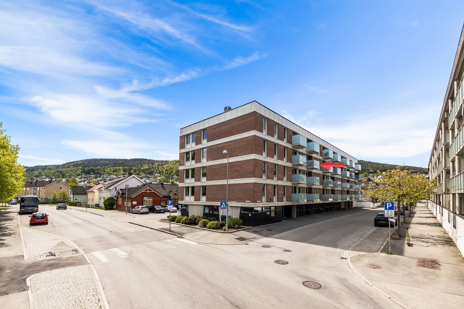 Her bor man sentralt, i umiddelbar nærhet av det beste byen har å by på, samtidig som man ikke bor midt i sentrumskjernen. Galleribilde
