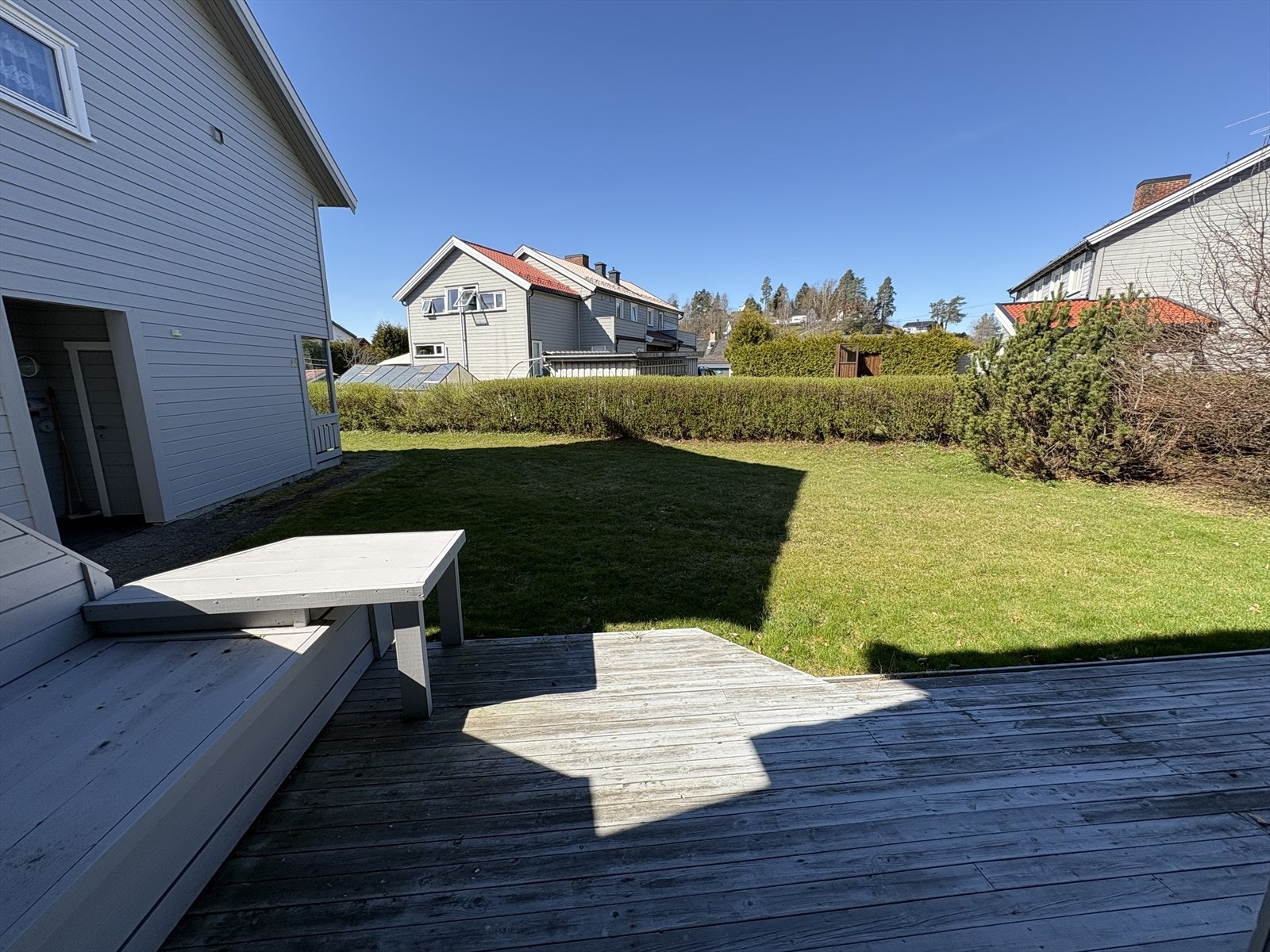 Fra stuen er det videre utgang til en flott terrasse. Galleribilde