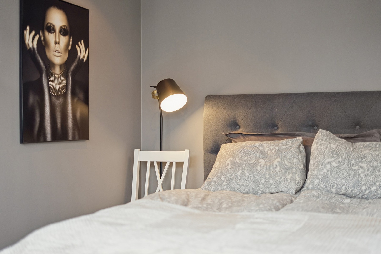 Leiligheten har oppvarming fra vannbåren varme. Galleribilde