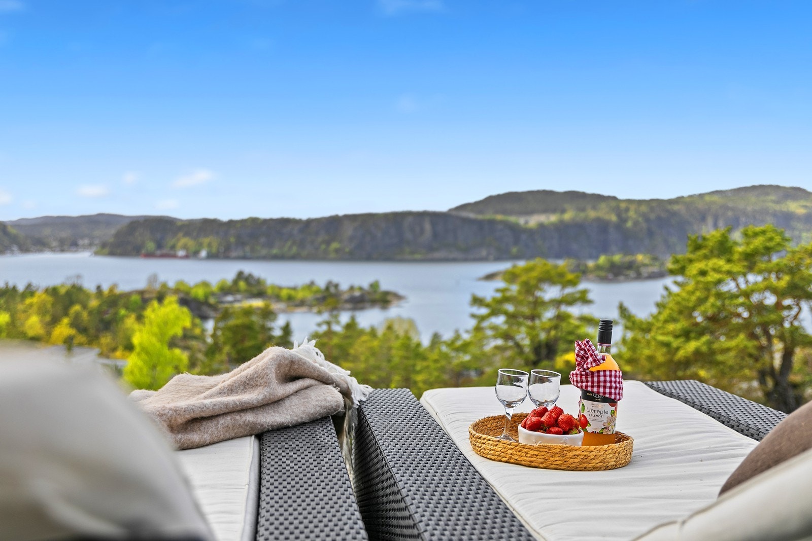 Velkommen til Mellomkollen 2! Foto: Dag Frogner / Boligfotograf1. Galleribilde