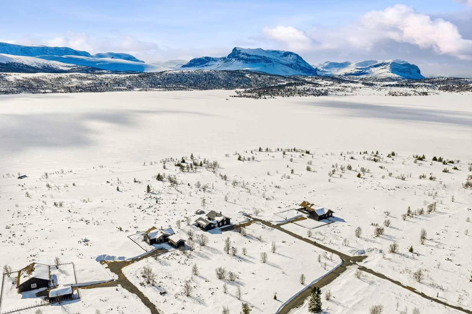 Det er bare å glede seg til opplevelsesrike dager i nydelig høyfjellsterreng! - Vi ønsker velkommen på visning! Galleribilde