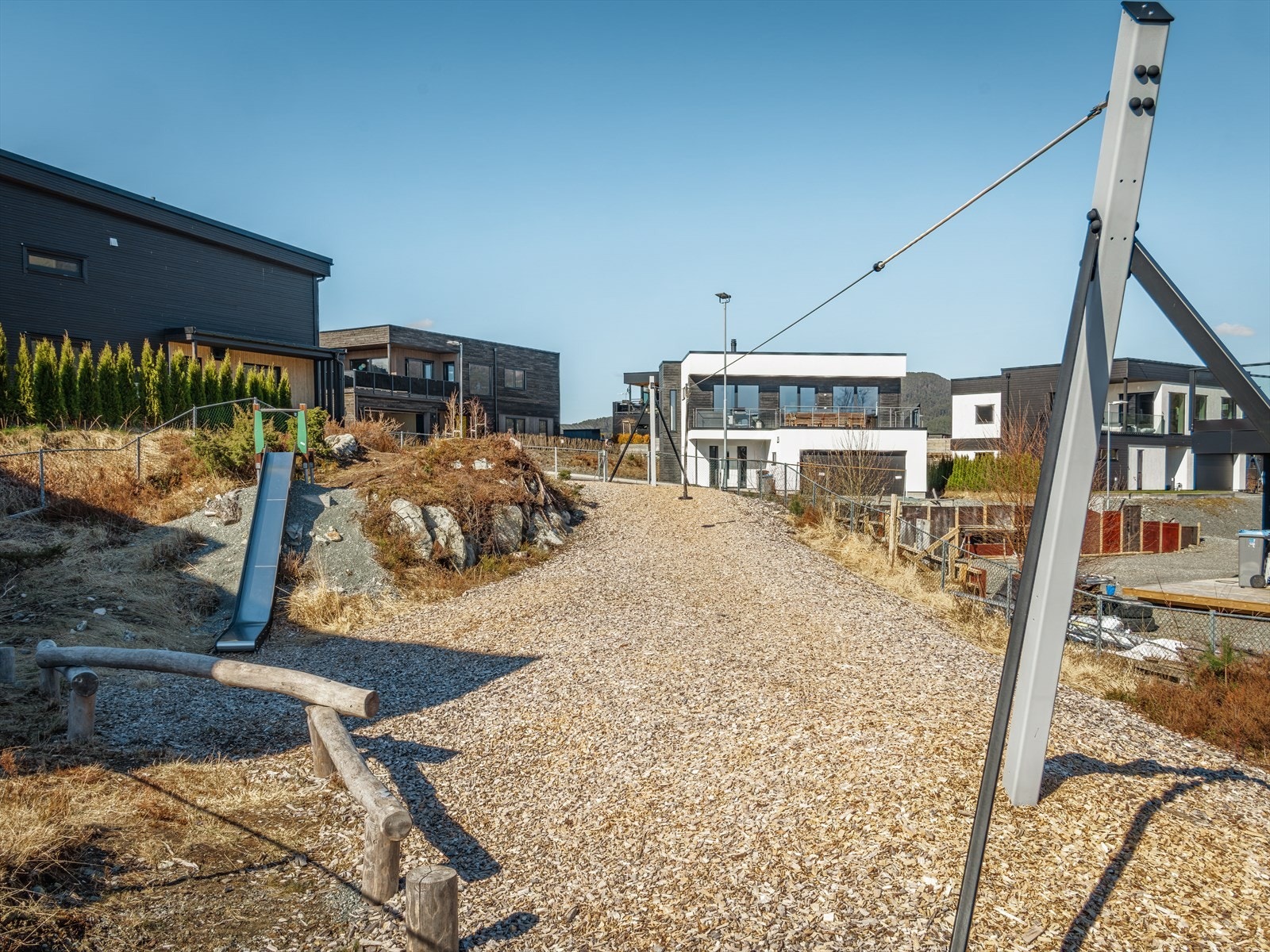 For barnefamilier er området svært attraktivt med nærhet til både skole og barnehage. Galleribilde