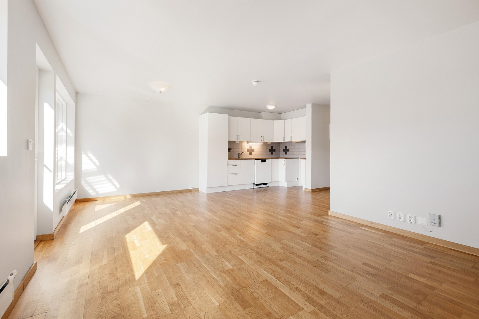 Åpen stue-/kjøkkenløsning. Galleribilde