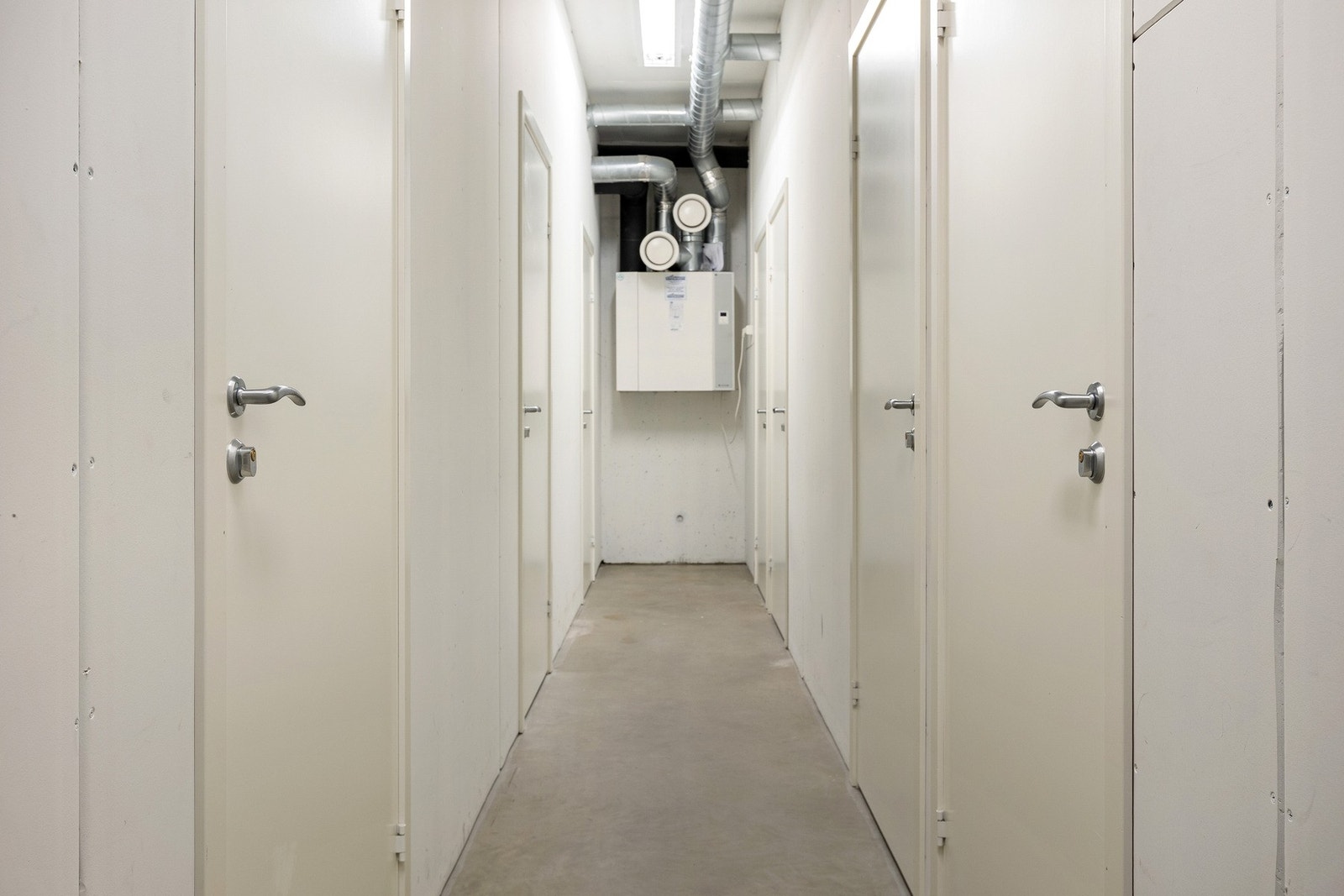 Leiligheten disponerer en bod på ca 5 kvm i fellesareal i kjelleren. Galleribilde
