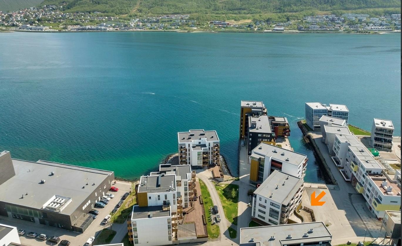 Boligen er plassert på sentrale Strandkanten Galleribilde