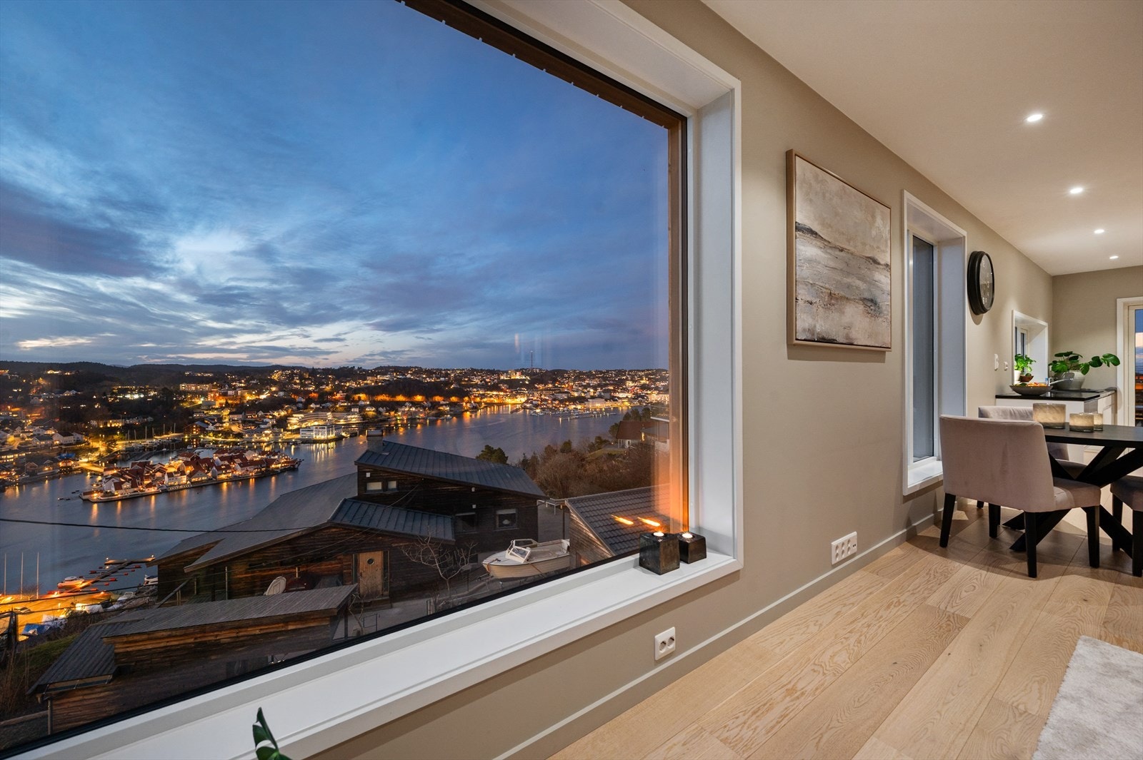 Kristoffer Eastwood i Nordvik presenterer Kirkeveien 30A! Galleribilde
