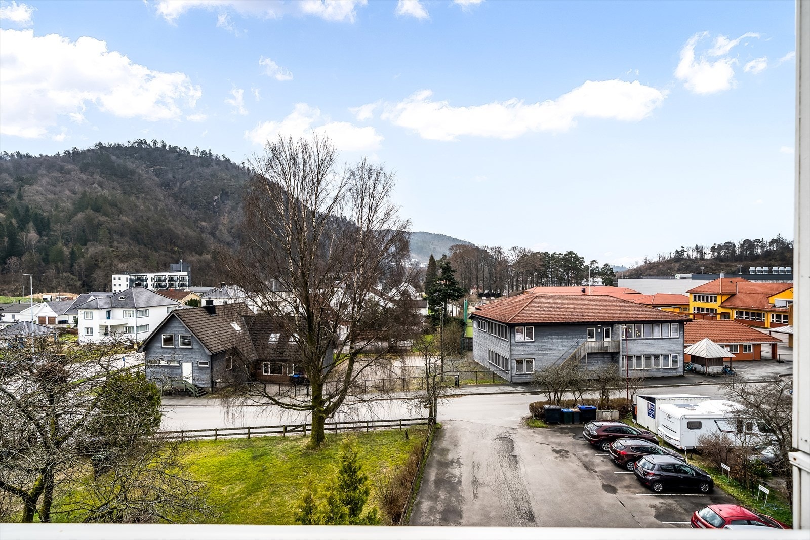Utsikt fra baksiden av leiligheten. Galleribilde