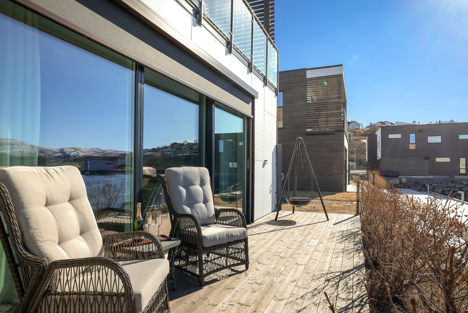 Her er det god plass til en sittegruppe. Galleribilde