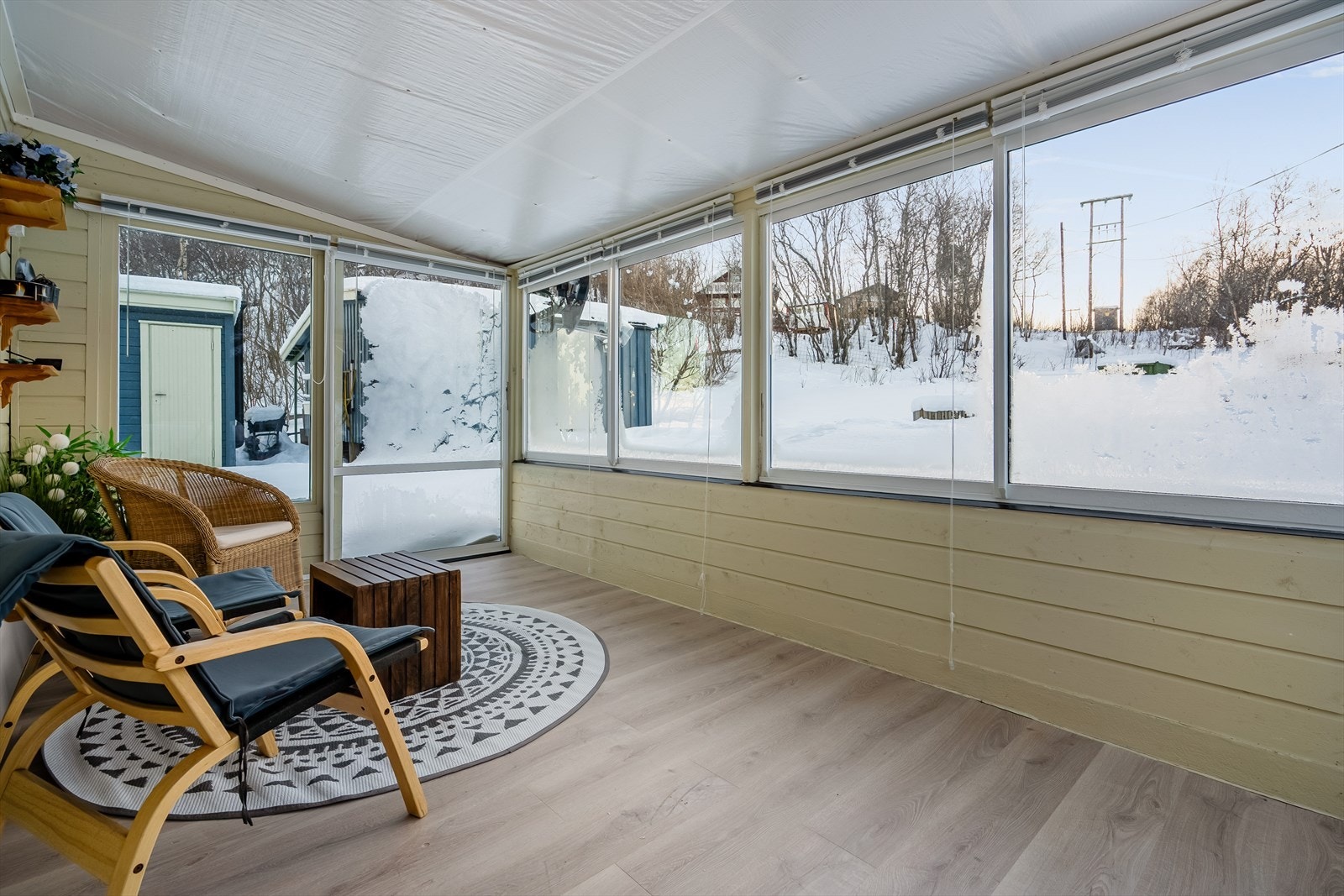 Innglasset balkong er etablert for ca. 5 år siden. Galleribilde