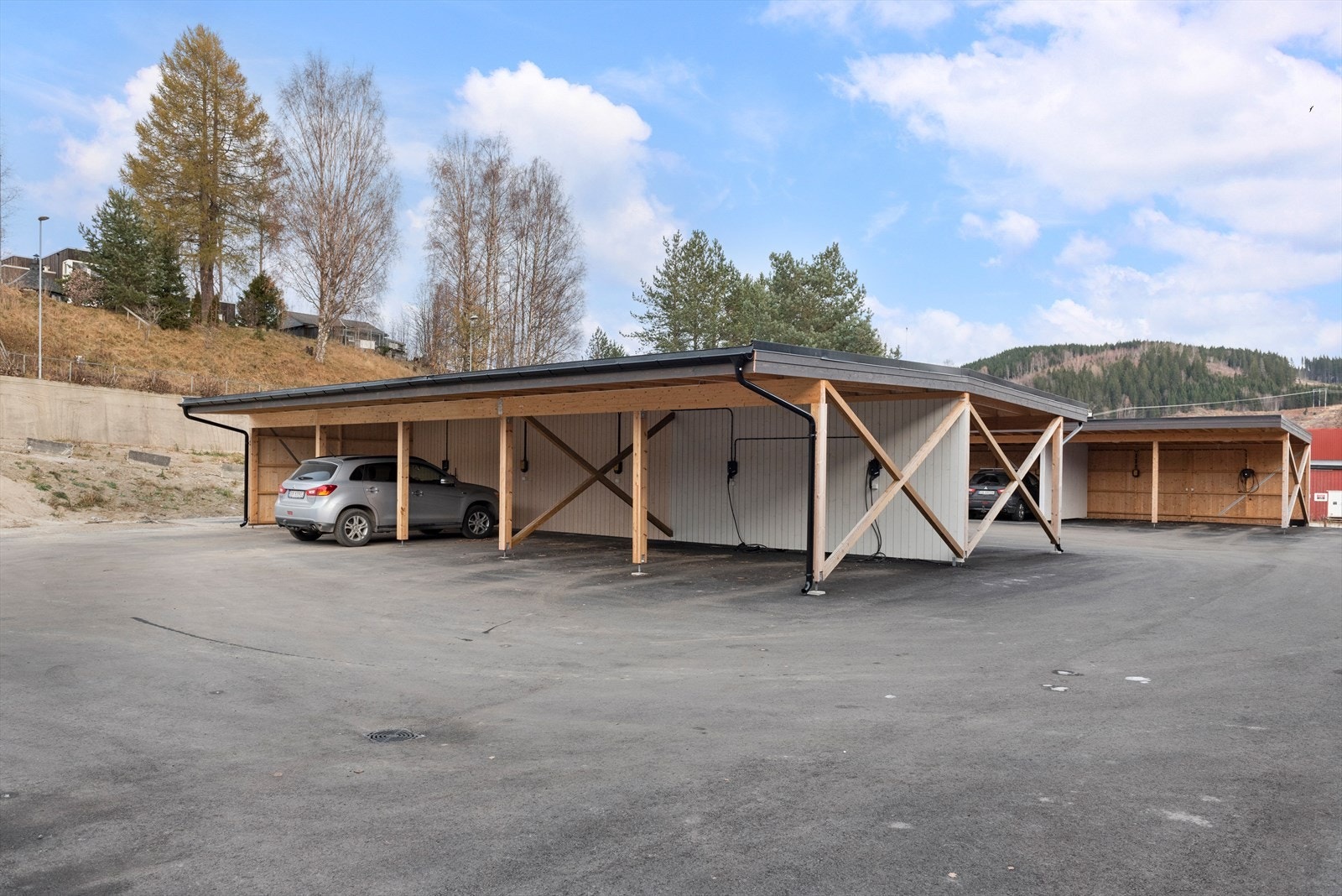 Carport til alle leiligheter Galleribilde