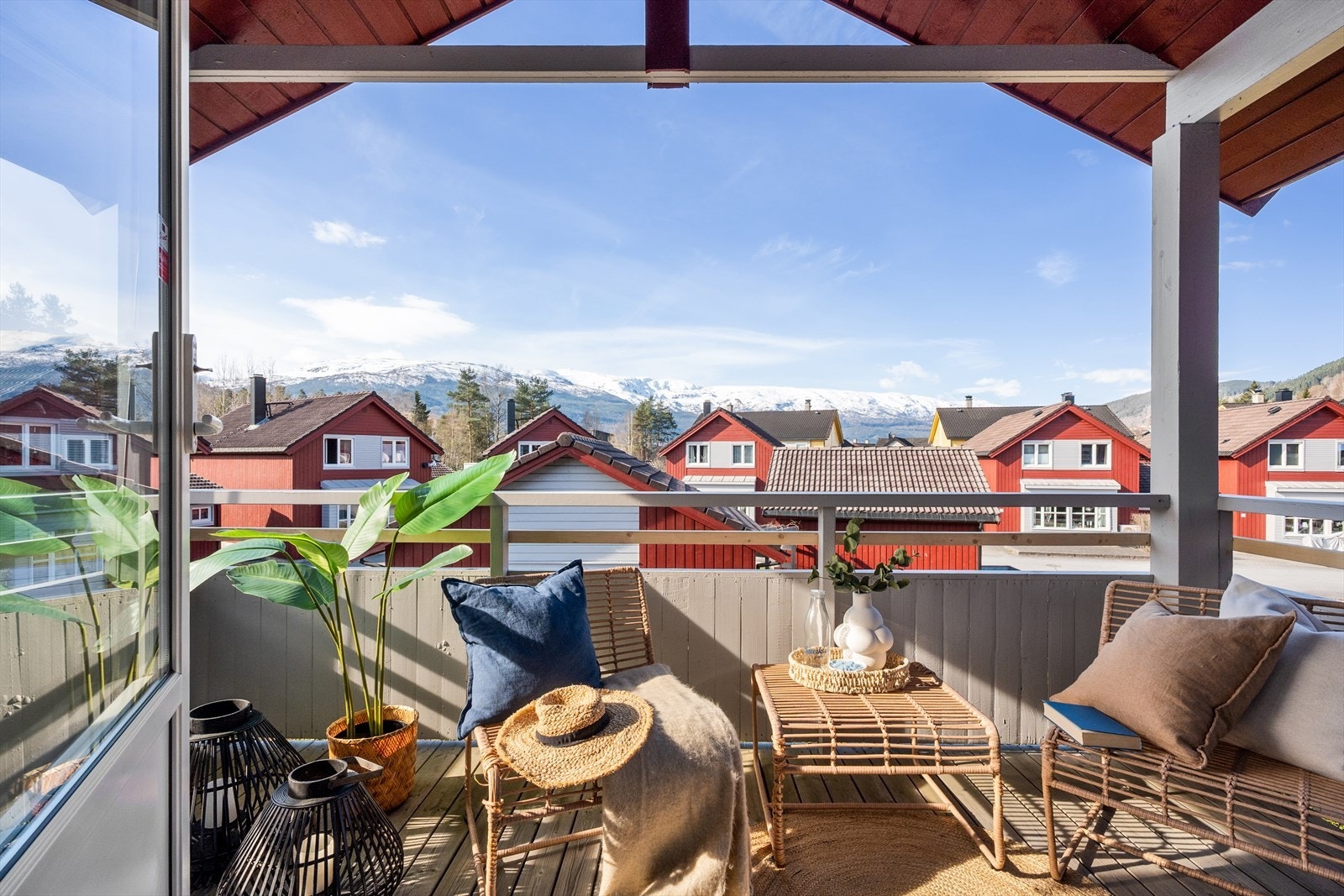 Her har du sol fra kl. 13.00 til kveld. Galleribilde